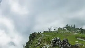 George Everest Peak & House